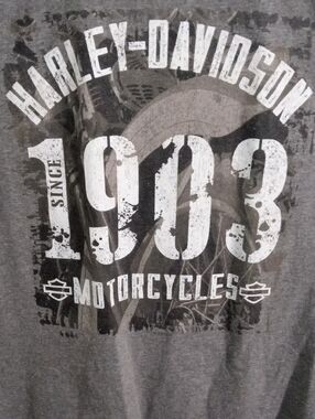 Harley-Davidson Motorcycles Gray Since 1903 Short Sleeve Tee Men’s Medium